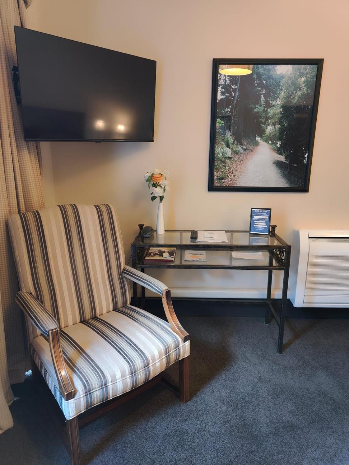 מסטרטון Gateway Motor Inn מראה חיצוני תמונה